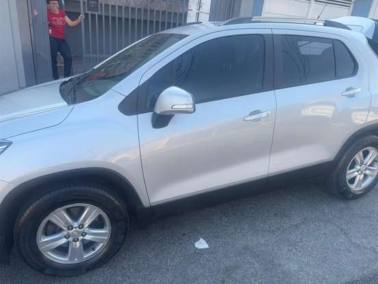 CHEVROLET-TRACKER-2018