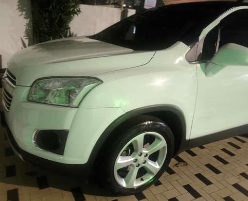 CHEVROLET-TRACKER-2016