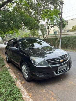 CHEVROLET VECTRA 2.0 MPFI GT HATCH 8V FLEX 4P MANUAL