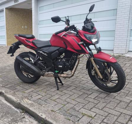 DAFRA APACHE RTR 200 