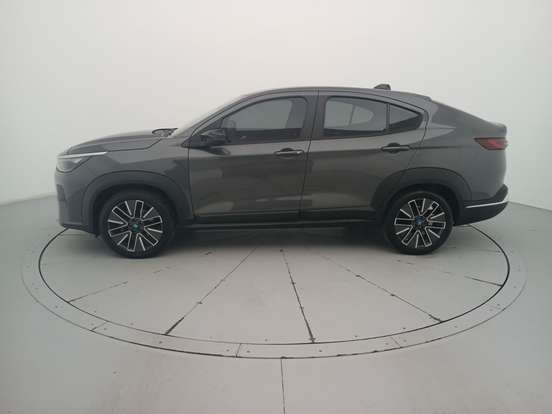 FIAT-FASTBACK-2025