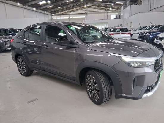 FIAT-FASTBACK-1.0 TURBO 200 HYBRID AUDACE CVT FIAT-FASTBACK-2025