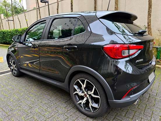 FIAT-ARGO-1.8 E.TORQ FLEX HGT AT6 FIAT-ARGO-2018