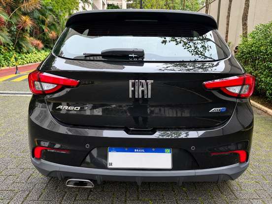FIAT-ARGO-1.8 E.TORQ FLEX HGT AT6 FIAT-ARGO-2018