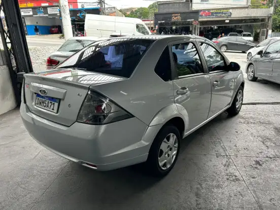 FORD-FIESTA-1.6 ROCAM SEDAN 8V FLEX 4P MANUAL FORD-FIESTA-2013