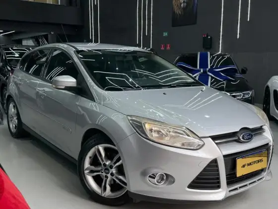 FORD FOCUS 2.0 SE 16V FLEX 4P POWERSHIFT