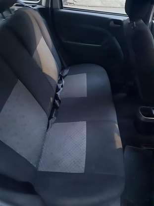 FORD-FIESTA-2010