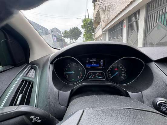 FORD-FOCUS-2.0 TITANIUM SEDAN 16V FLEX 4P POWERSHIFT FORD-FOCUS-2014