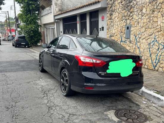FORD-FOCUS-2.0 TITANIUM SEDAN 16V FLEX 4P POWERSHIFT FORD-FOCUS-2014