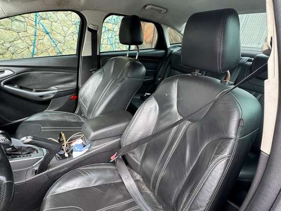 FORD-FOCUS-2.0 TITANIUM SEDAN 16V FLEX 4P POWERSHIFT FORD-FOCUS-2014