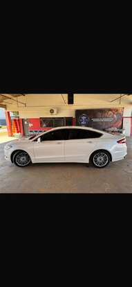 FORD-FUSION-2015