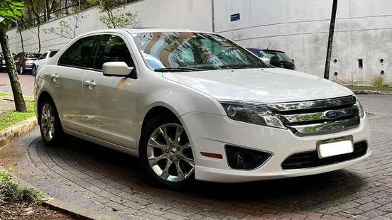 FORD-FUSION-2011