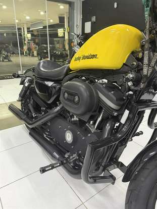 HARLEY-DAVIDSON-SPORTSTER XL 883 R-2011