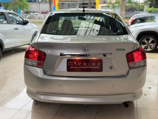 HONDA-CITY-2011