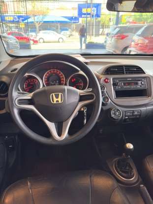 HONDA-FIT-1.4 LX 16V FLEX 4P MANUAL HONDA-FIT-2010