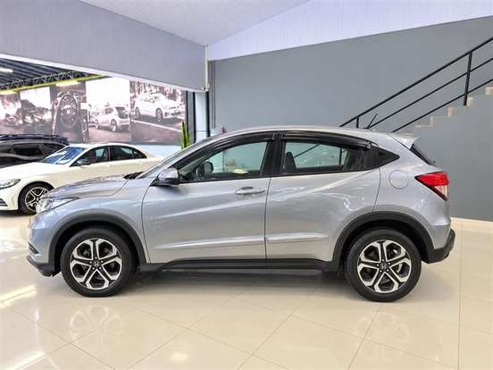 HONDA-HR-V-2016