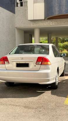 HONDA-CIVIC-2005