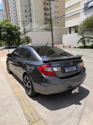HONDA CIVIC 1.8 LXS 16V FLEX 4P AUTOMÁTICO