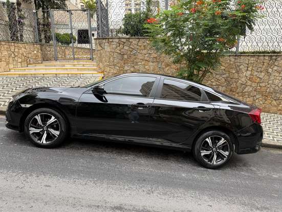 HONDA-CIVIC-2018