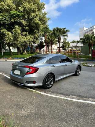 HONDA-CIVIC-2021