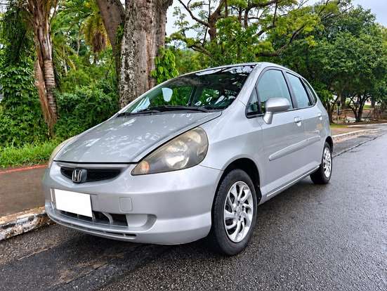 HONDA-FIT-2004