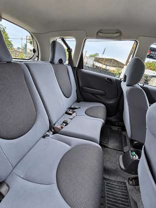 HONDA-FIT-2004