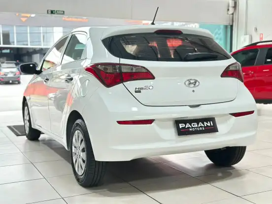 HYUNDAI-HB20-2018