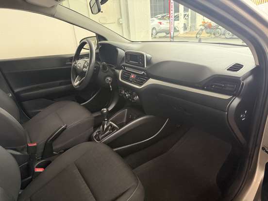 HYUNDAI-HB20-2024