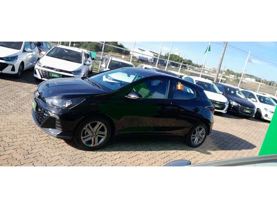 HYUNDAI-HB20-2024