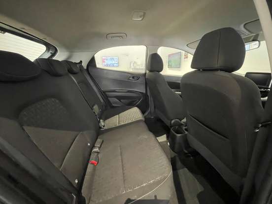 HYUNDAI-HB20-2024