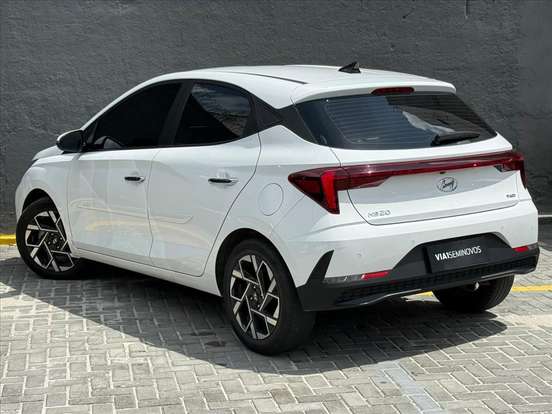 HYUNDAI-HB20-2022