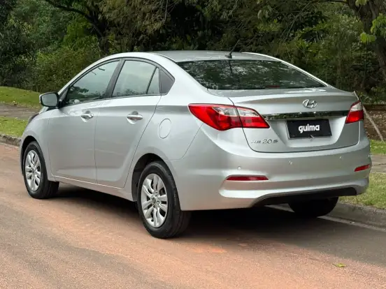 HYUNDAI-HB20S-2017