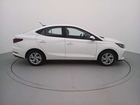 HYUNDAI-HB20S-2025
