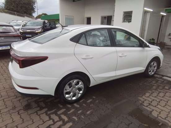 HYUNDAI-HB20S-2025