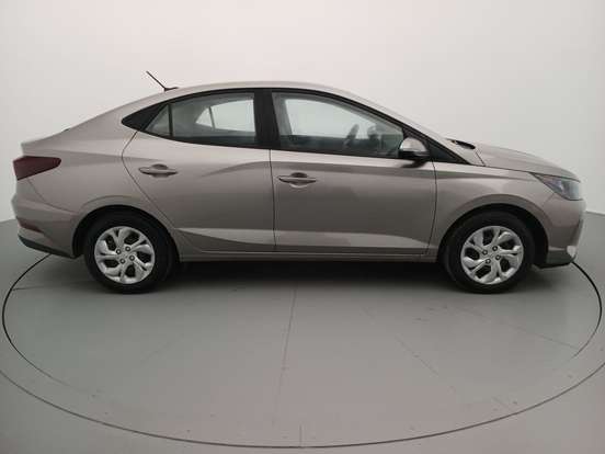 HYUNDAI-HB20S-2024