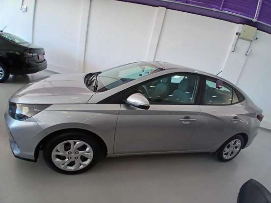 HYUNDAI-HB20S-2024