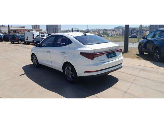 HYUNDAI-HB20S-2025