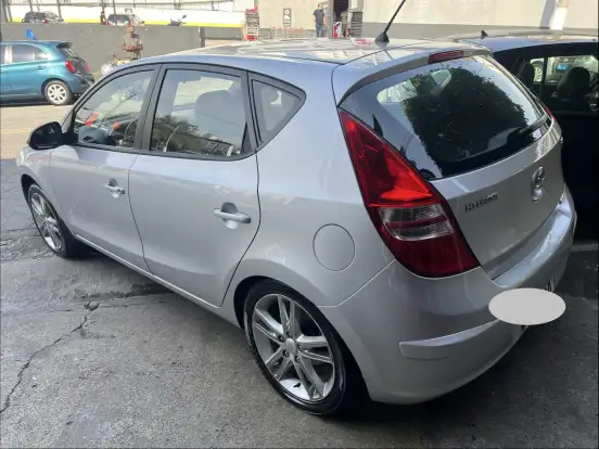 HYUNDAI-I30-2009