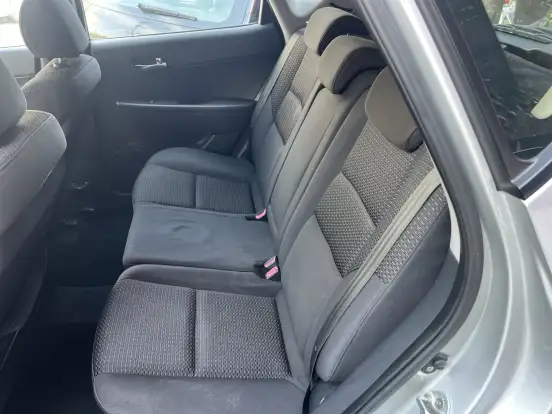 HYUNDAI-I30-2009