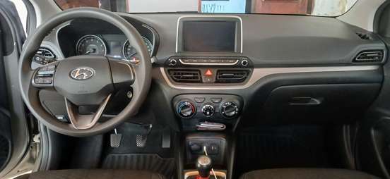 HYUNDAI-HB20-2021