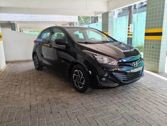 HYUNDAI HB20 1.0 COMFORT PLUS 12V FLEX 4P MANUAL