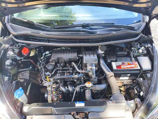 HYUNDAI-HB20-2015