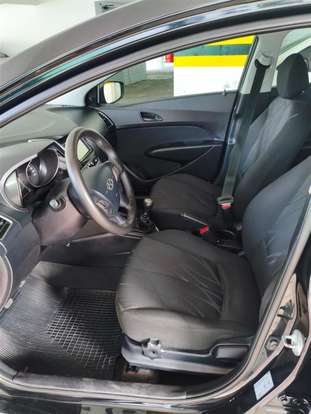 HYUNDAI-HB20-2015