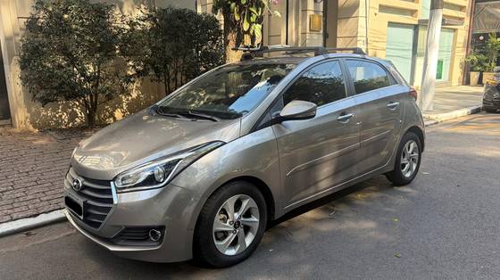 HYUNDAI HB20 1.6 PREMIUM 16V FLEX 4P AUTOMÁTICO