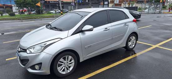 HYUNDAI-HB20-2013