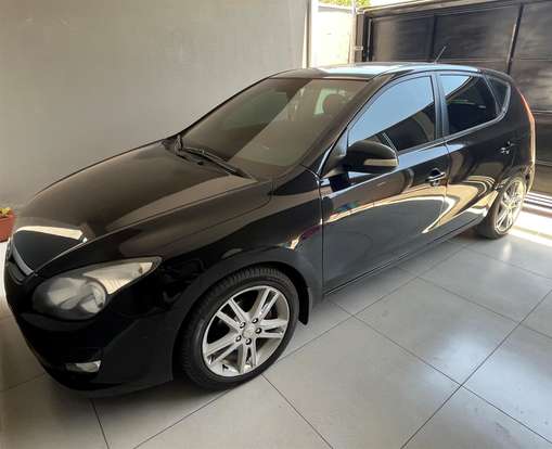 HYUNDAI-I30-2.0 MPFI GLS 16V GASOLINA 4P AUTOMÁTICO HYUNDAI-I30-2011