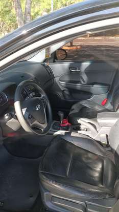 HYUNDAI-I30-2.0 MPFI GLS 16V GASOLINA 4P AUTOMÁTICO HYUNDAI-I30-2011