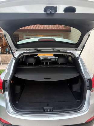 HYUNDAI-IX35-2.0 MPFI GLS 4X2 16V GASOLINA 4P AUTOMÁTICO HYUNDAI-IX35-2011