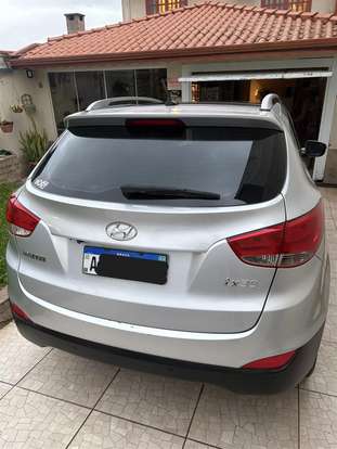 HYUNDAI-IX35-2.0 MPFI GLS 4X2 16V GASOLINA 4P AUTOMÁTICO HYUNDAI-IX35-2011