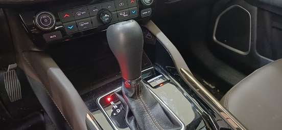 JEEP-COMMANDER-2024
